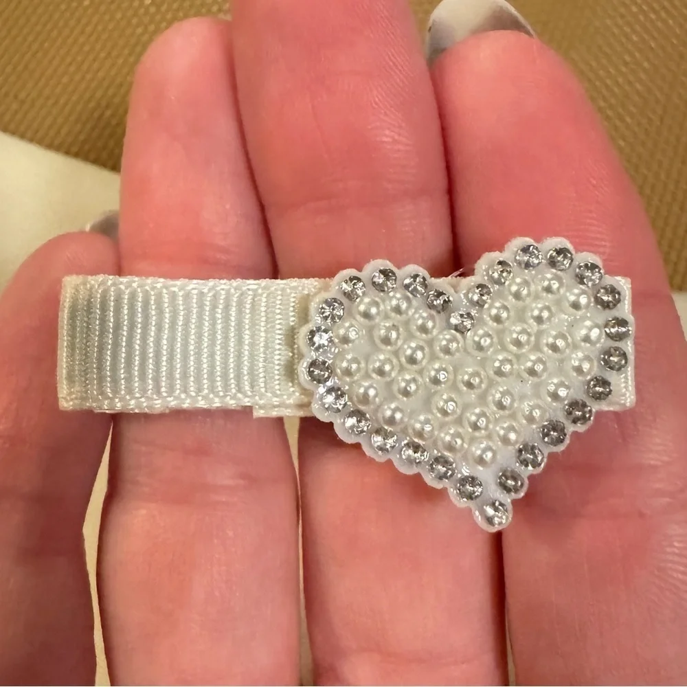 White Heart Hair Clips With Pearls And Rhinestones